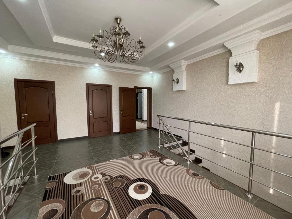 Hotel Роща 7 à Bichkek Extérieur photo