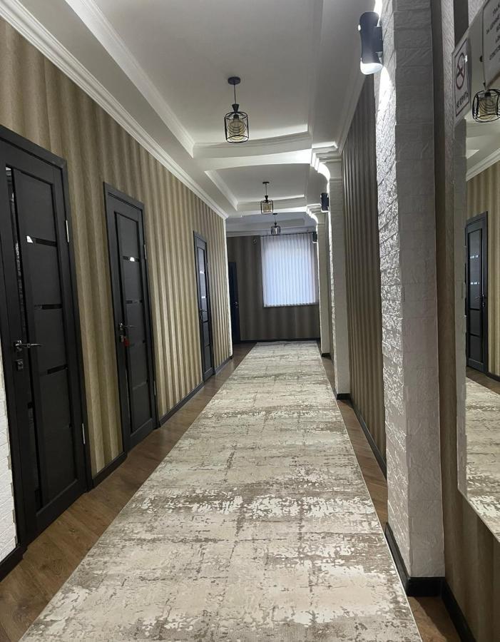 Hotel Роща 7 à Bichkek Extérieur photo